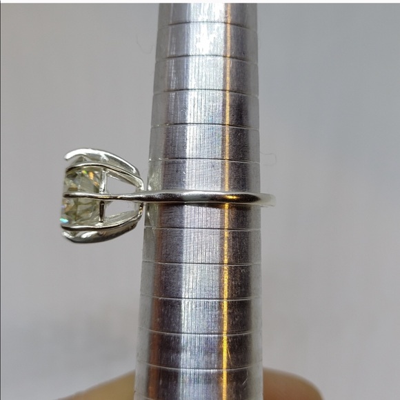 🎈SOLD🎈 7ct Moissanite SSEngagement Ring - Picture 7 of 13